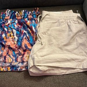 Set of shorts